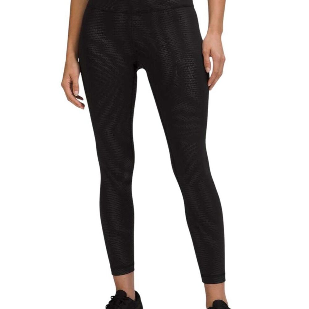 Lululemon Wunder Train High-Rise Tight 25" *Foil in Shapeshifter Foil Black